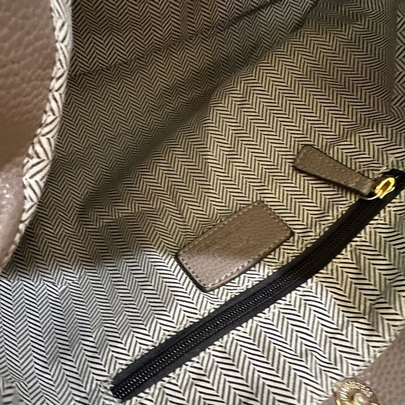 Mathew And Julian vegan leather shoulder bag - Picture 4 of 9